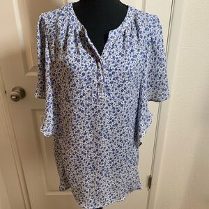 Chaps floral blouse with flutter sleeves size XL